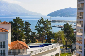 Lux Beach Apartment, Budva